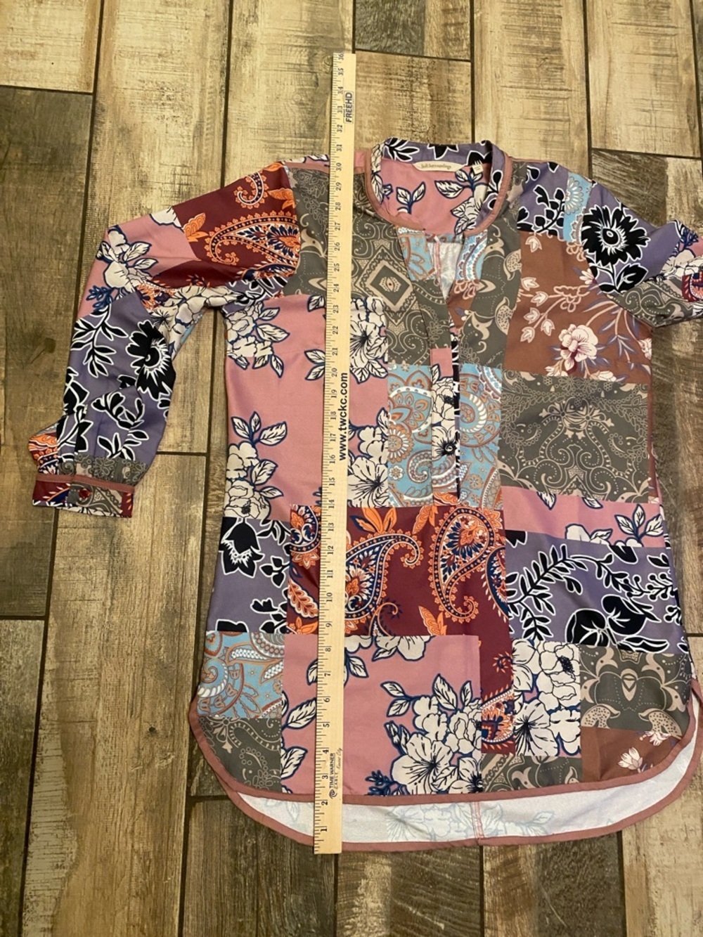 Soft surroundings Patchwork Floral Button-Front Women's Top in Pink/multi - Picture 10 of 10
